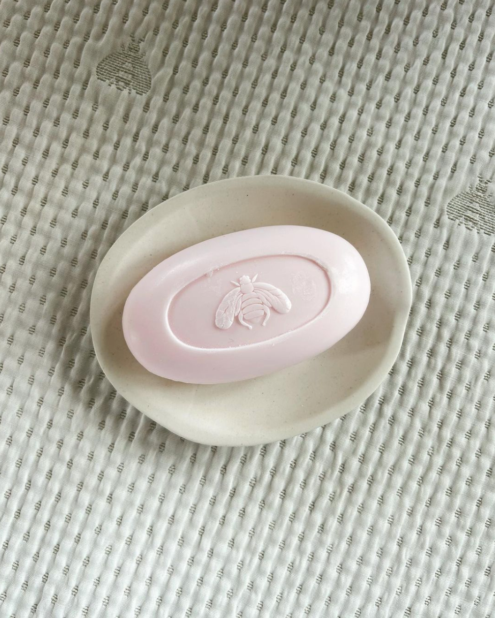 Scent of Provence Bee Soap Dish