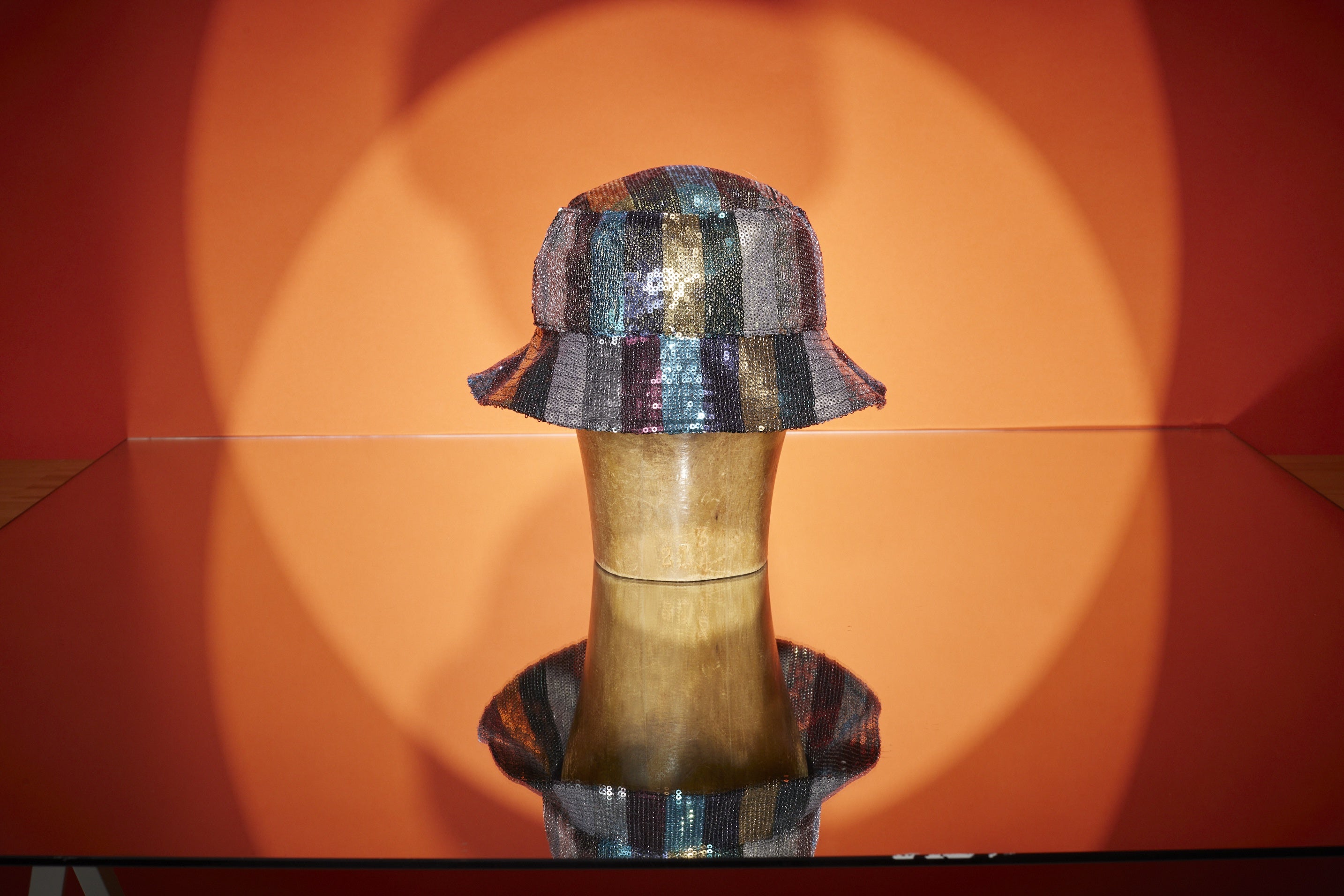 WORLD Bucket Hat 2023 Stripe Sequin