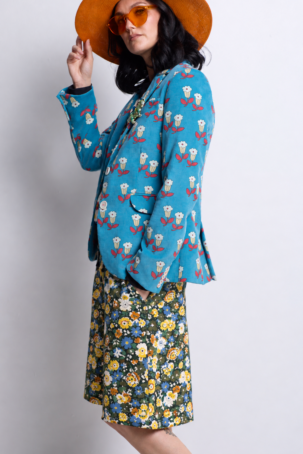 WORLD 5620 Sweat Sweat Shorts Liberty's Floral (UNISEX)