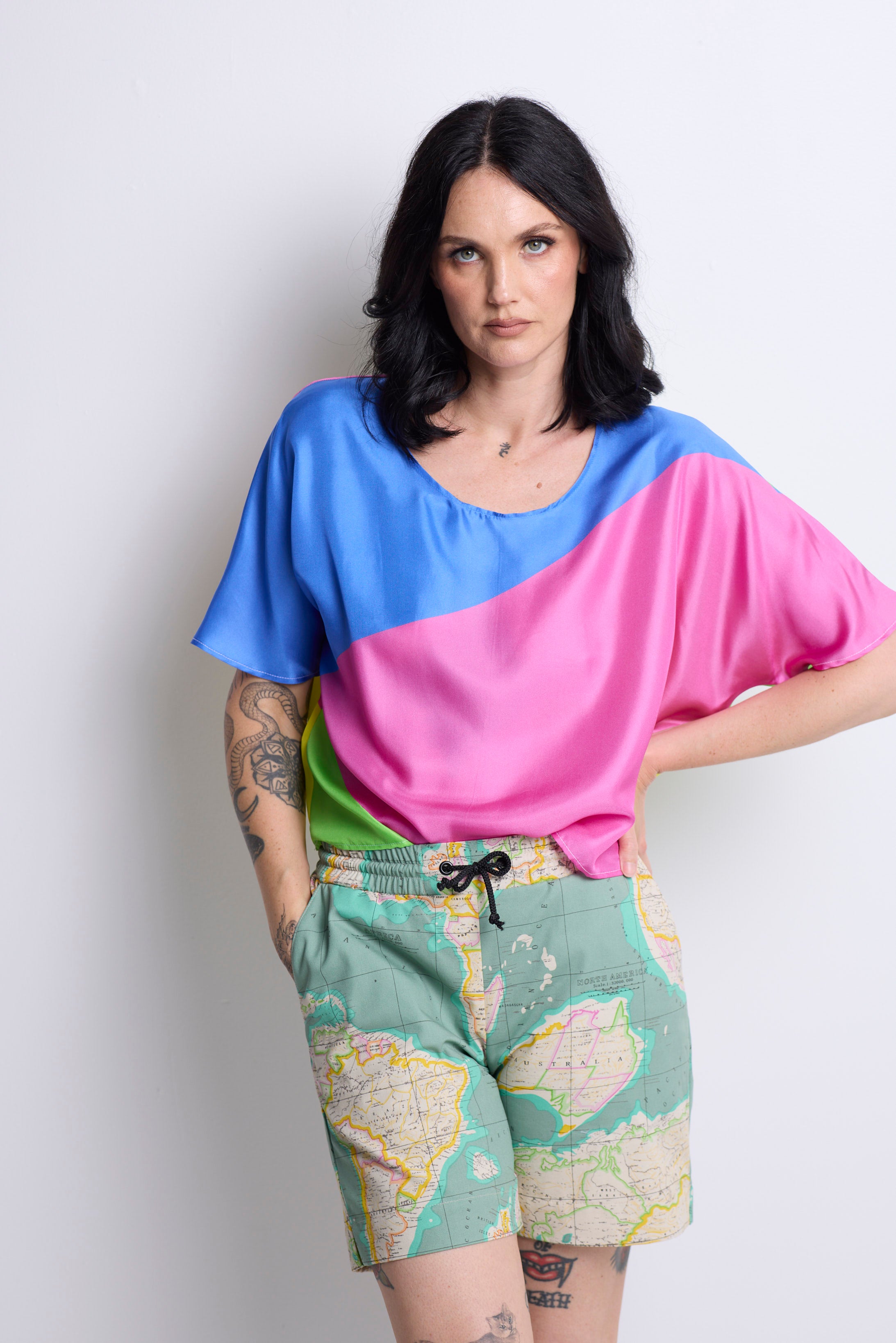 WORLD 5621 Latitude Shorts Green Map