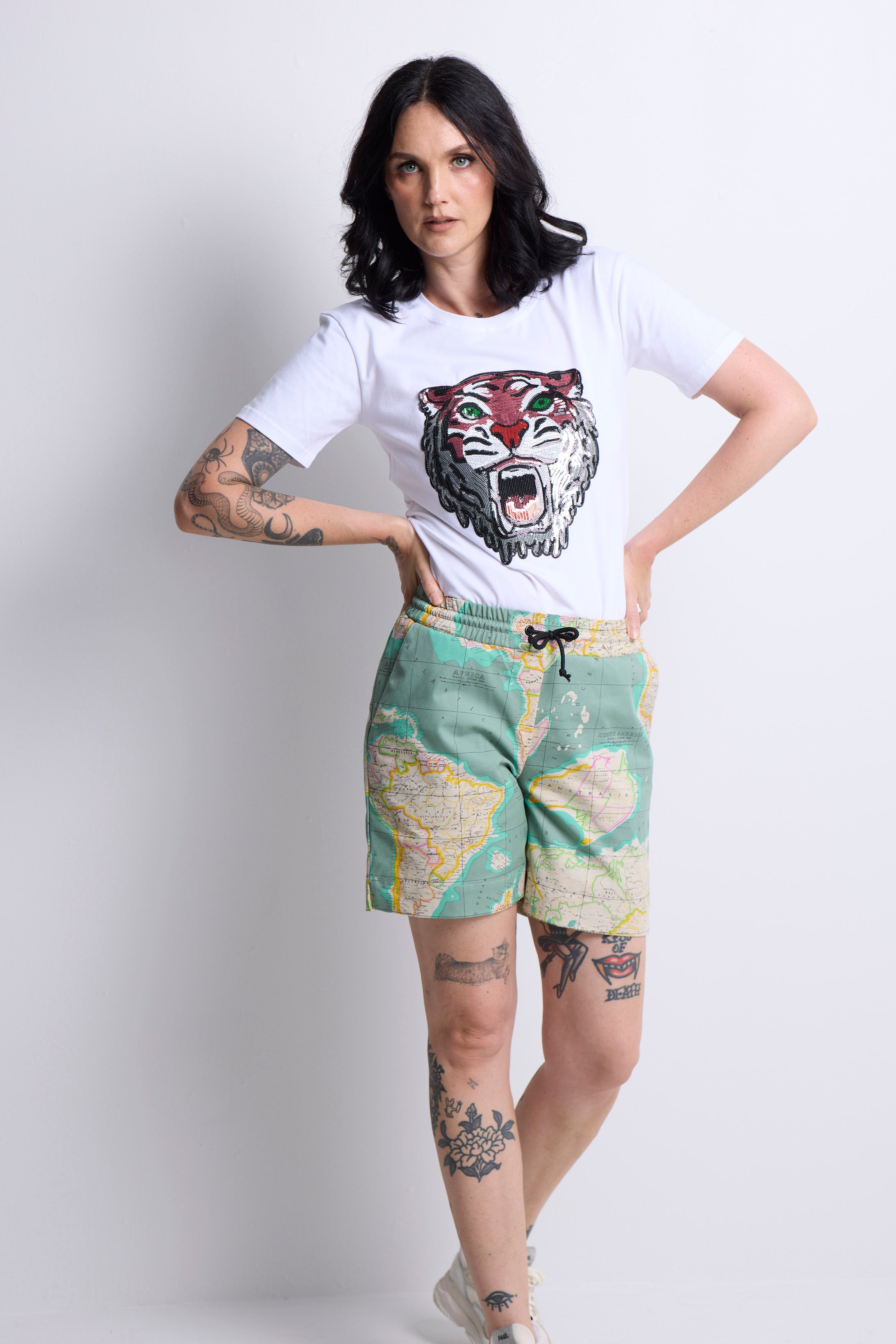 WORLD 5621 Latitude Shorts Green Map