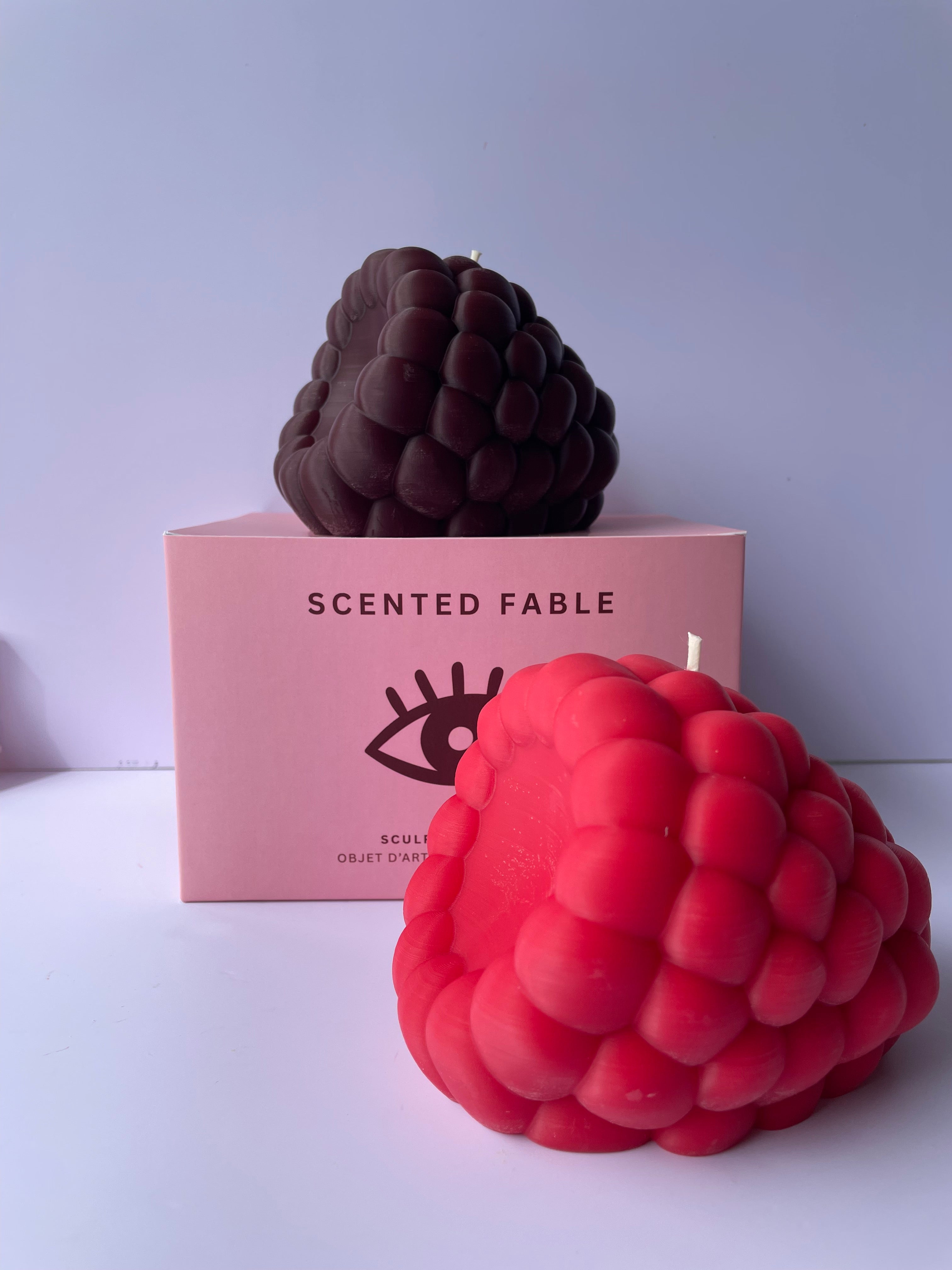 Scented Fable: The Giant Blackberry Candle