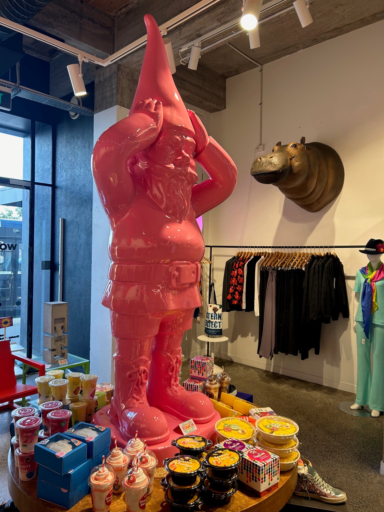 Gregor Kregar Gnome 2m Tall - Baby Pink
