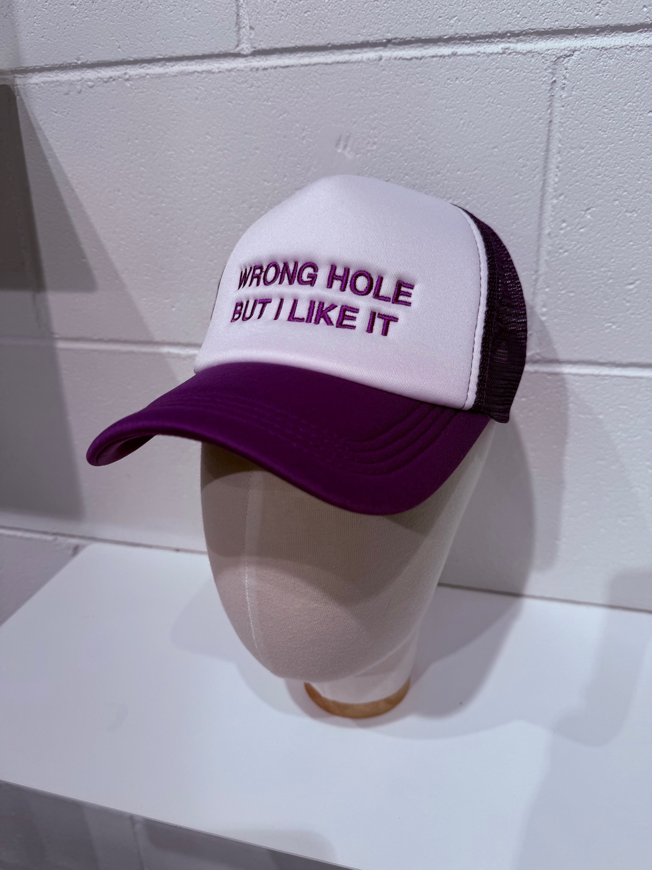 WORLD Loves LUKE BIRD - Naughty Trucker Cap