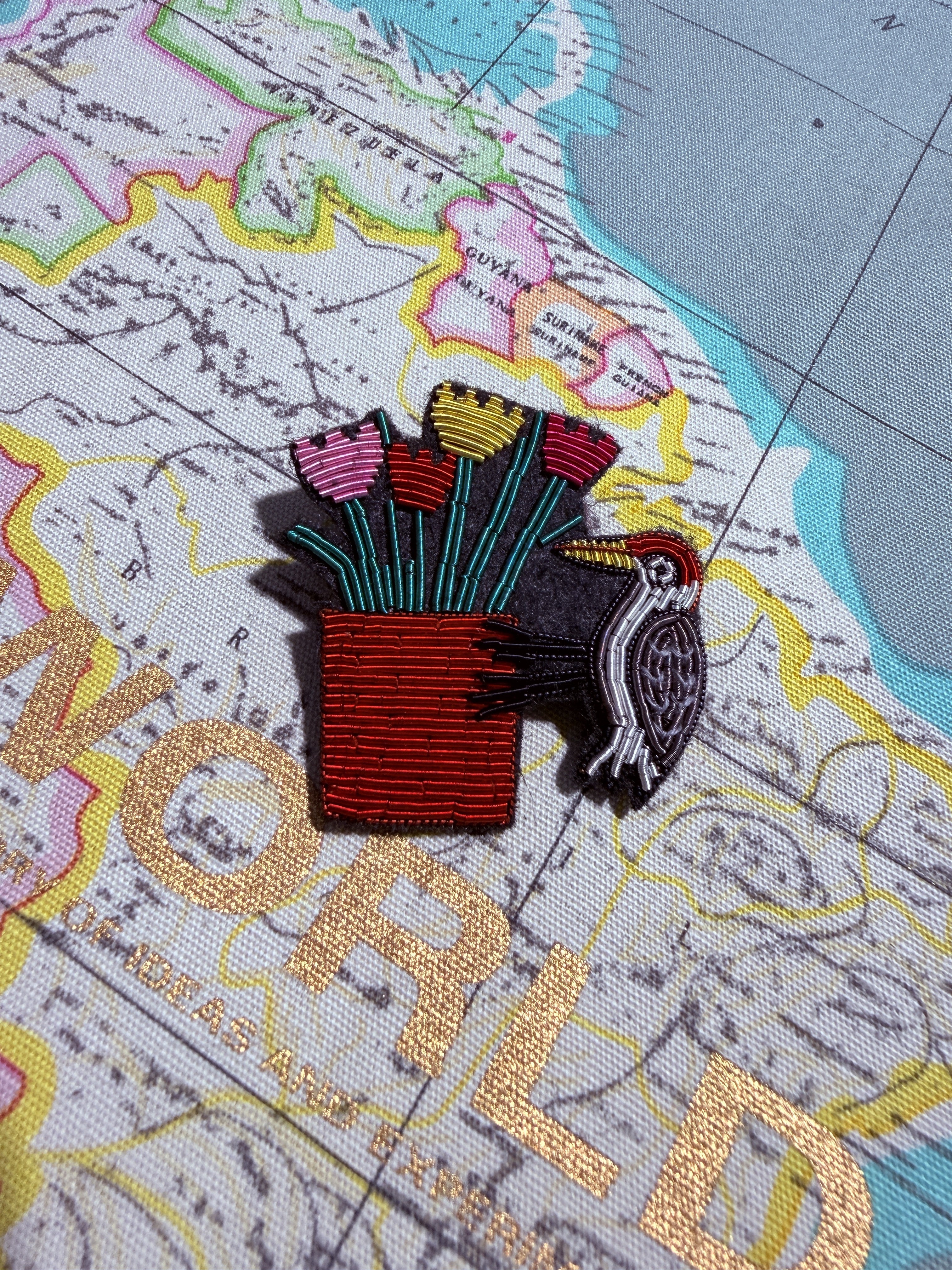 WORLD Bullion Brooch - A Bird in the Bush