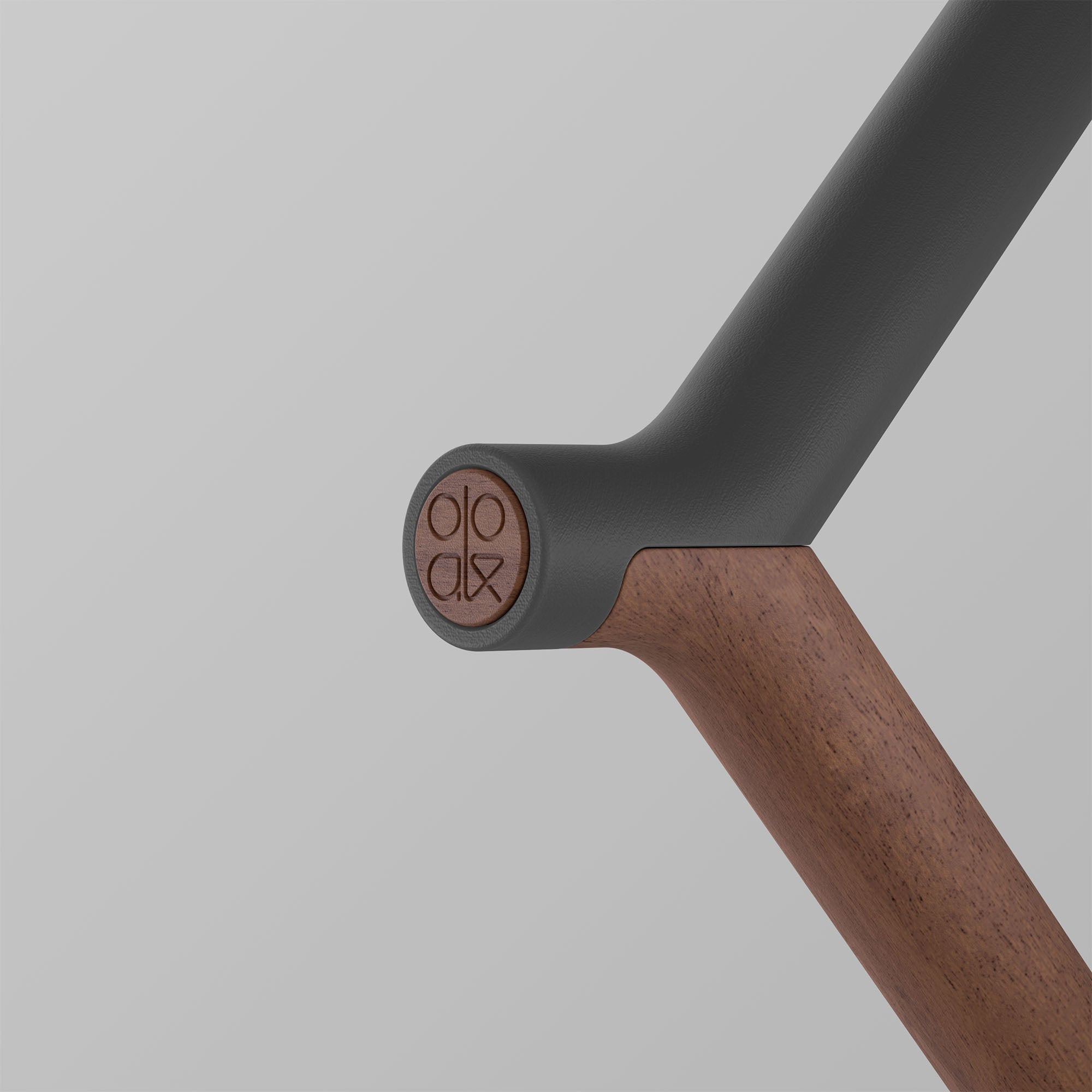 Uno. Graphite and Walnut