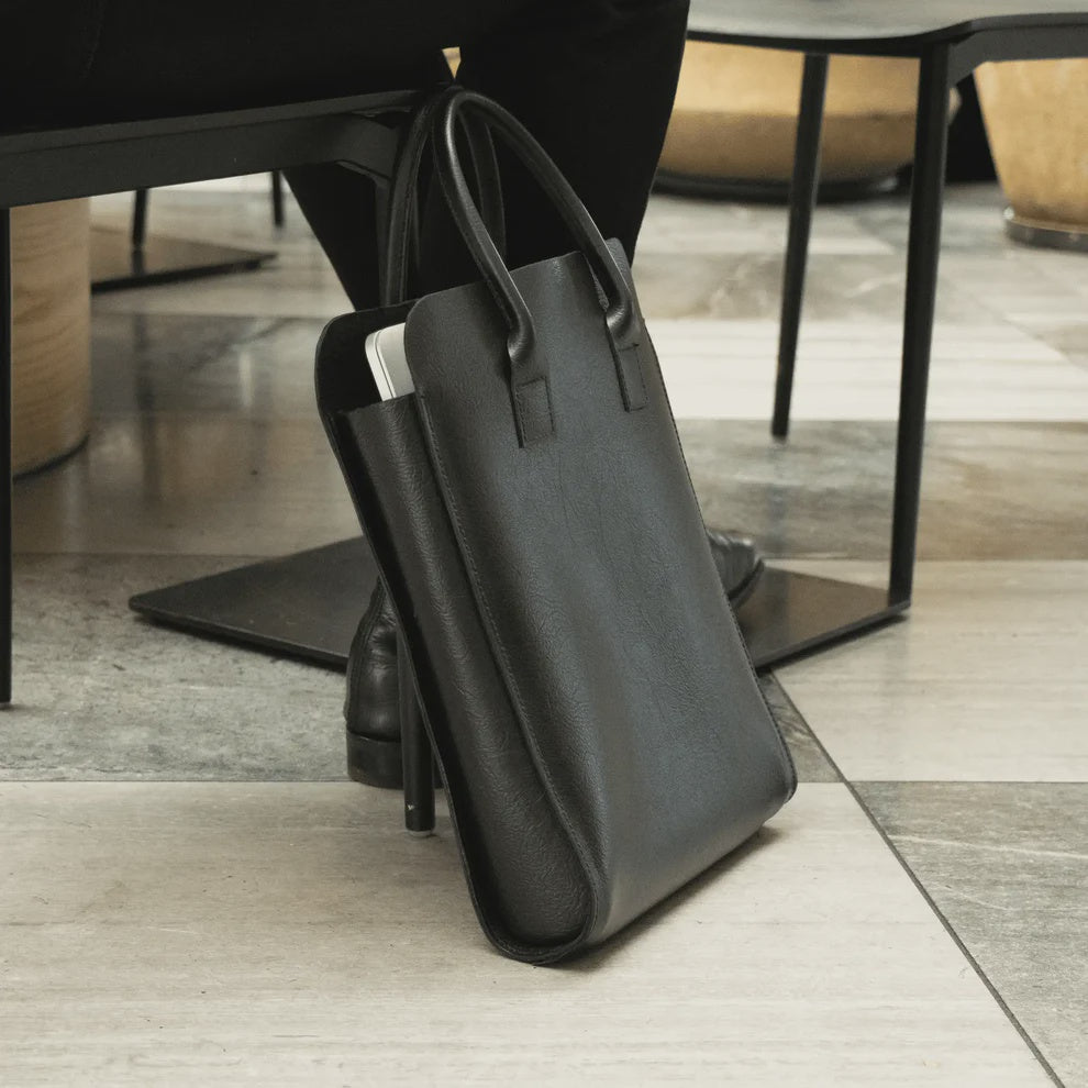 Parisian Crafted - Leather Business Tote Black