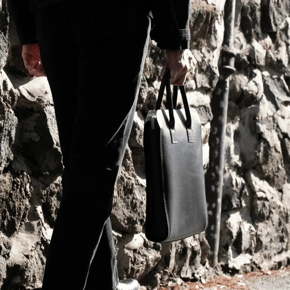 Parisian Crafted - Leather Business Tote Black