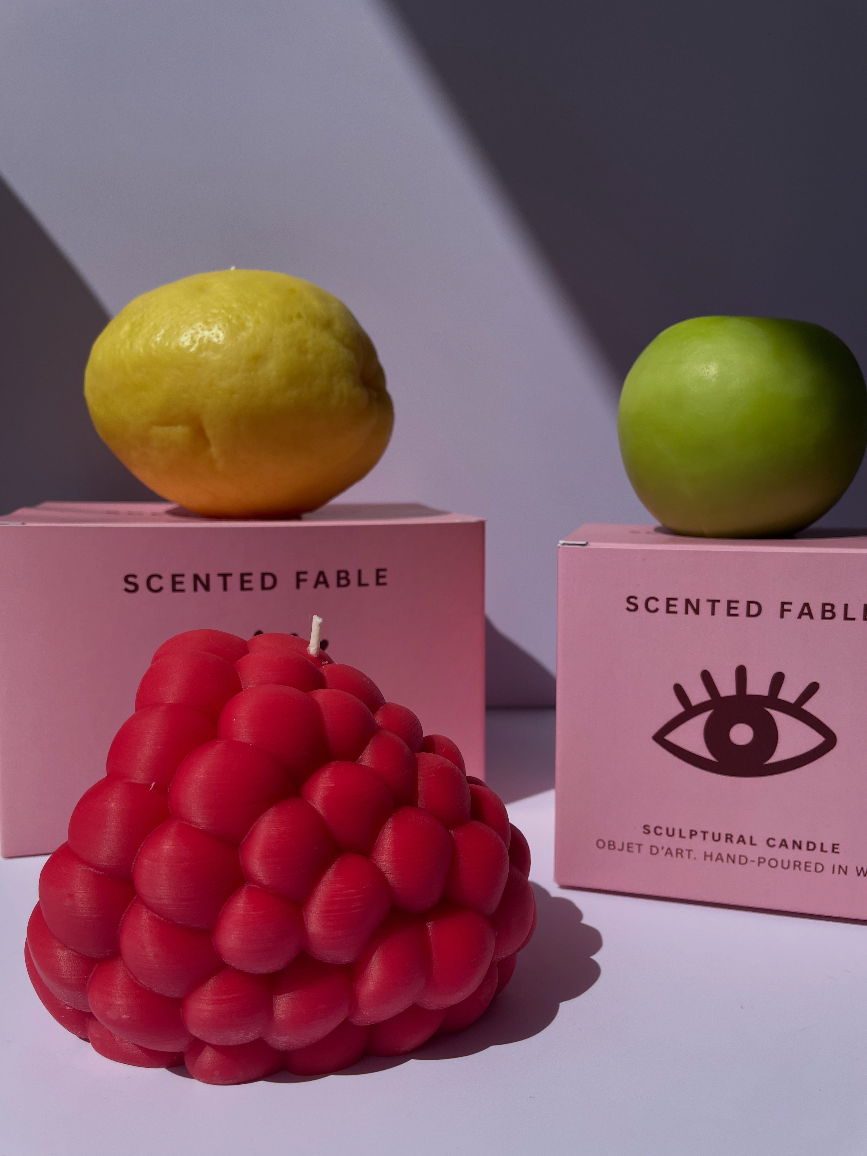 Scented Fable: The Apple Candle