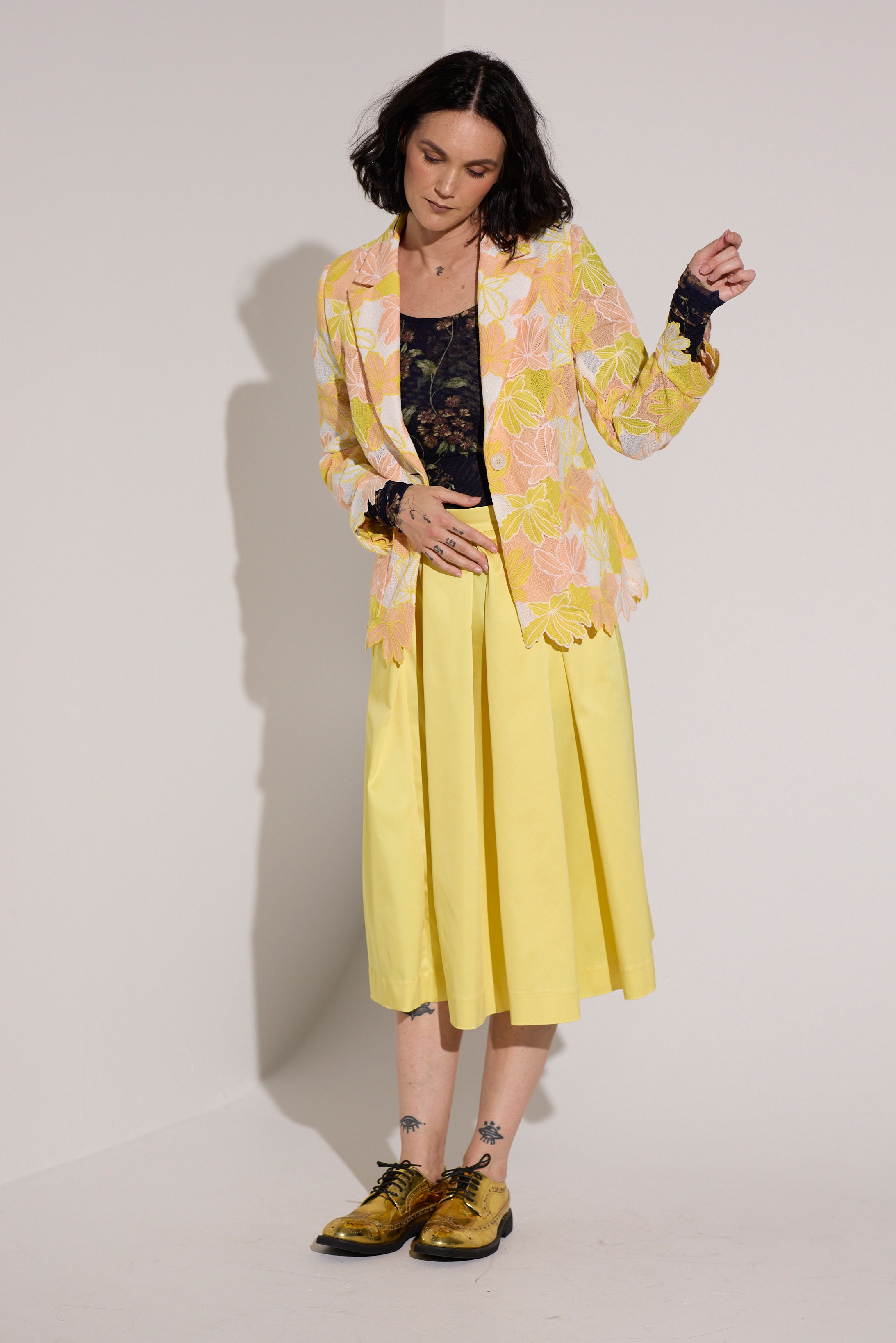 WORLD 5635 Octo Top 2026 Navy Floral - ONE SIZE