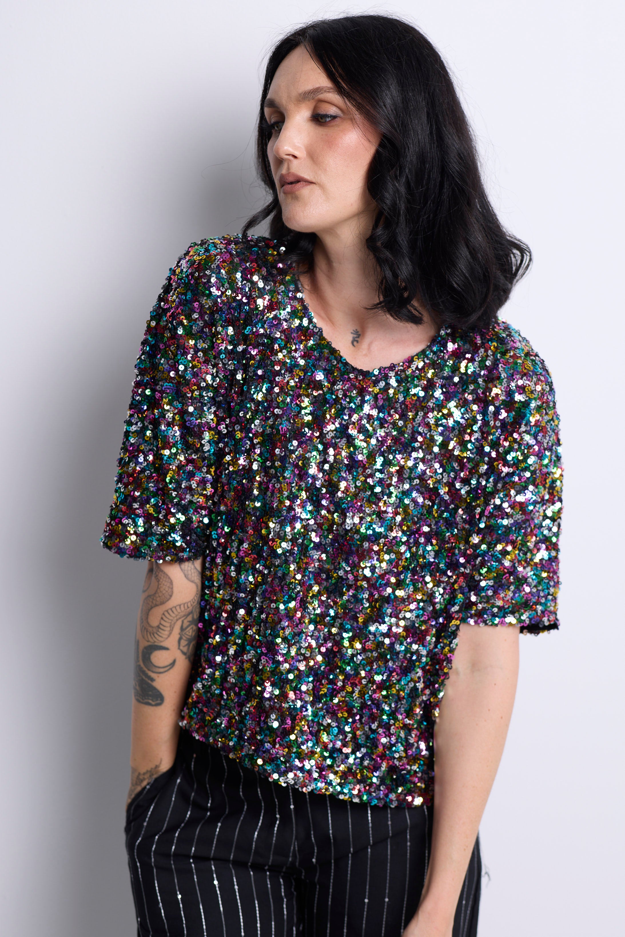 WORLD 4829 Romance Top Rainbow Sequin