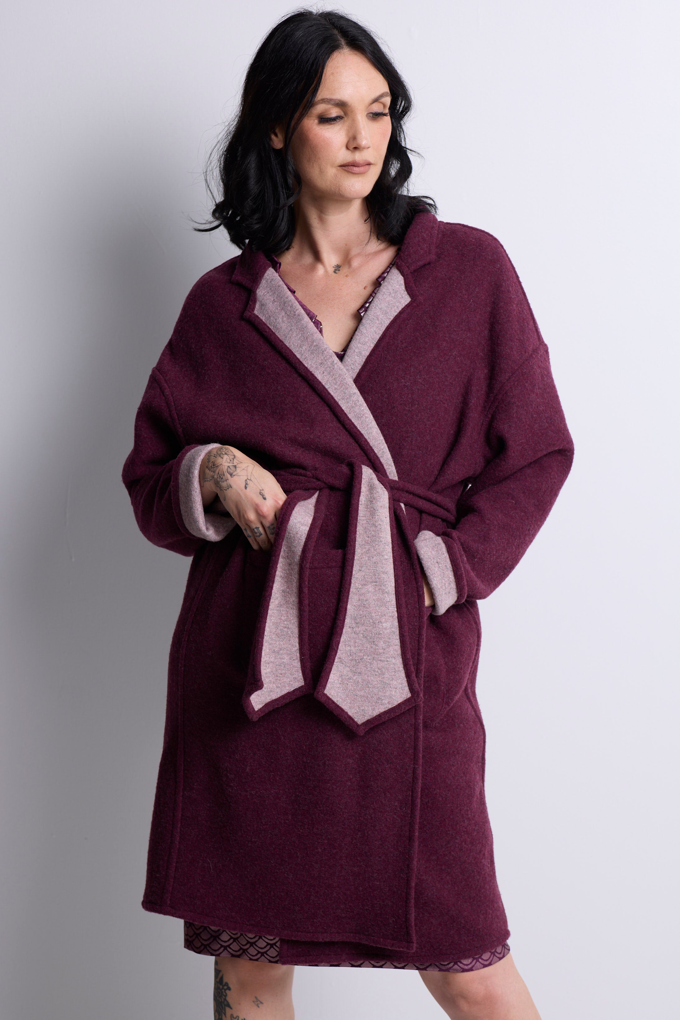 WORLD 4544 Flow Coat Red