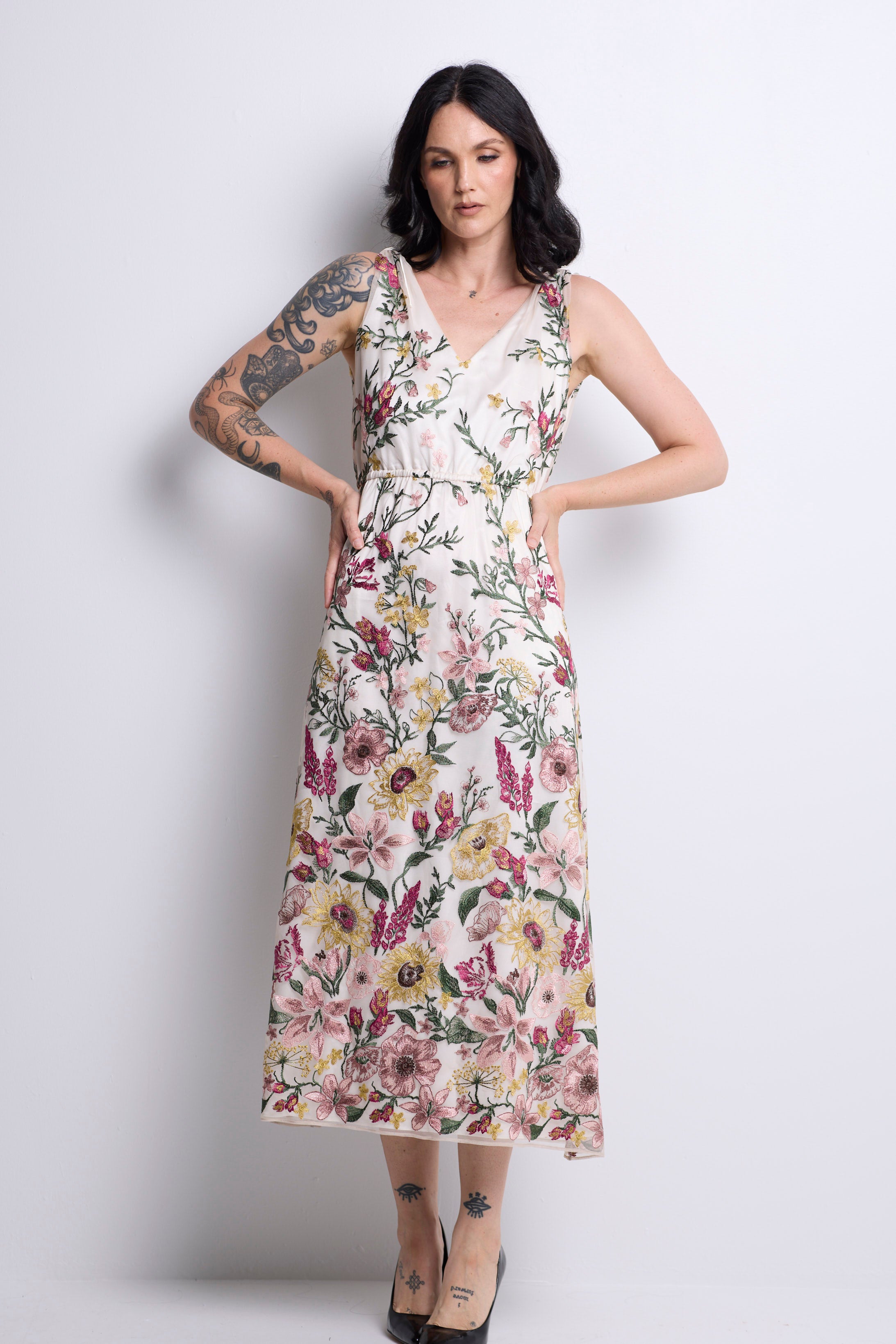 WORLD 5630 Invisible Garden Dress Cream