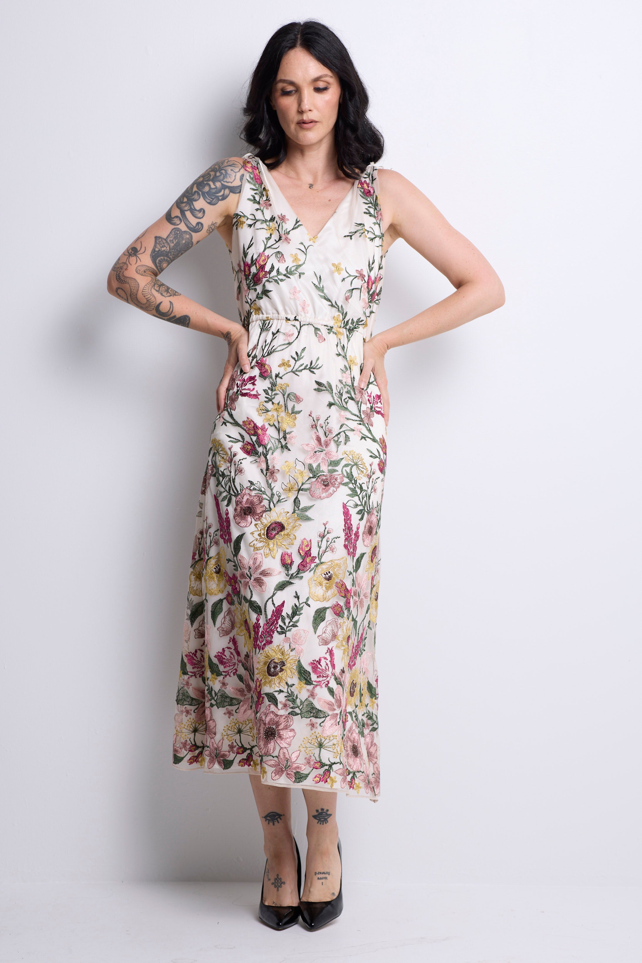 WORLD 5630 Invisible Garden Dress Cream