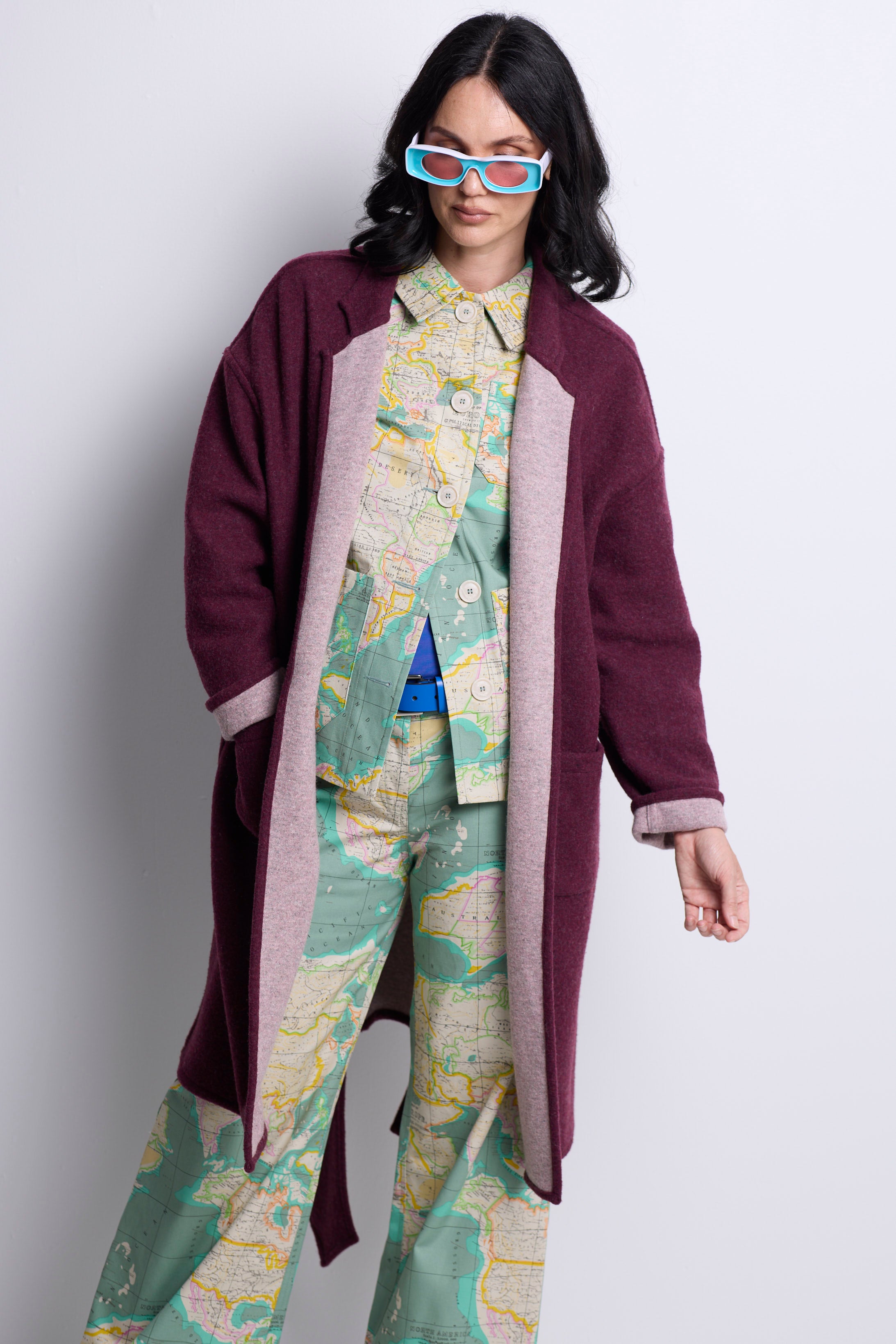 WORLD 4544 Flow Coat Red