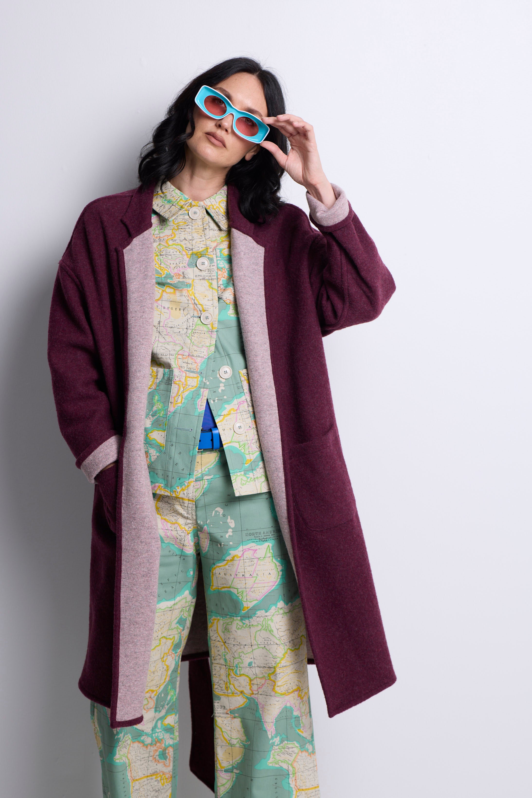 WORLD 4544 Flow Coat Red