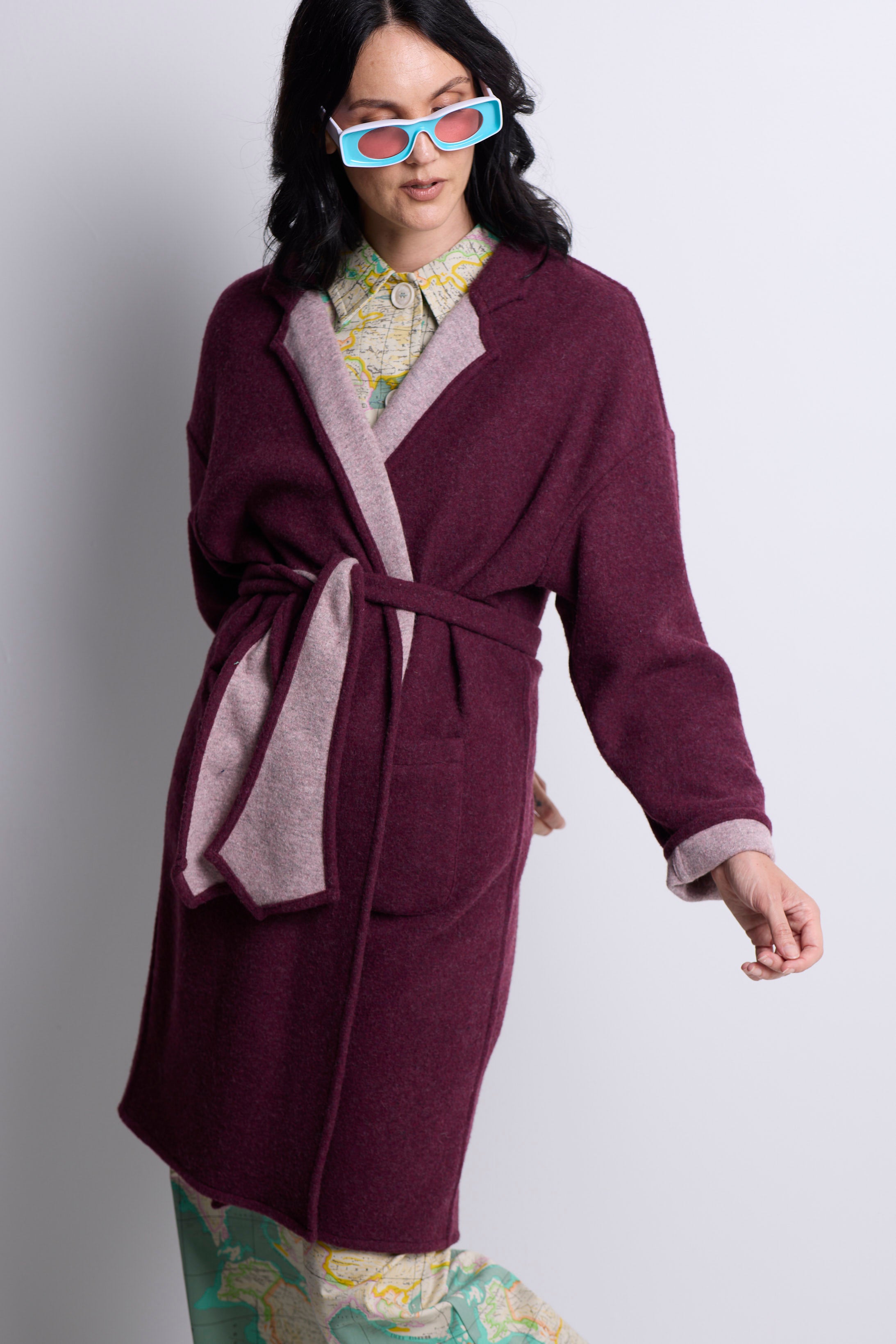 WORLD 4544 Flow Coat Red