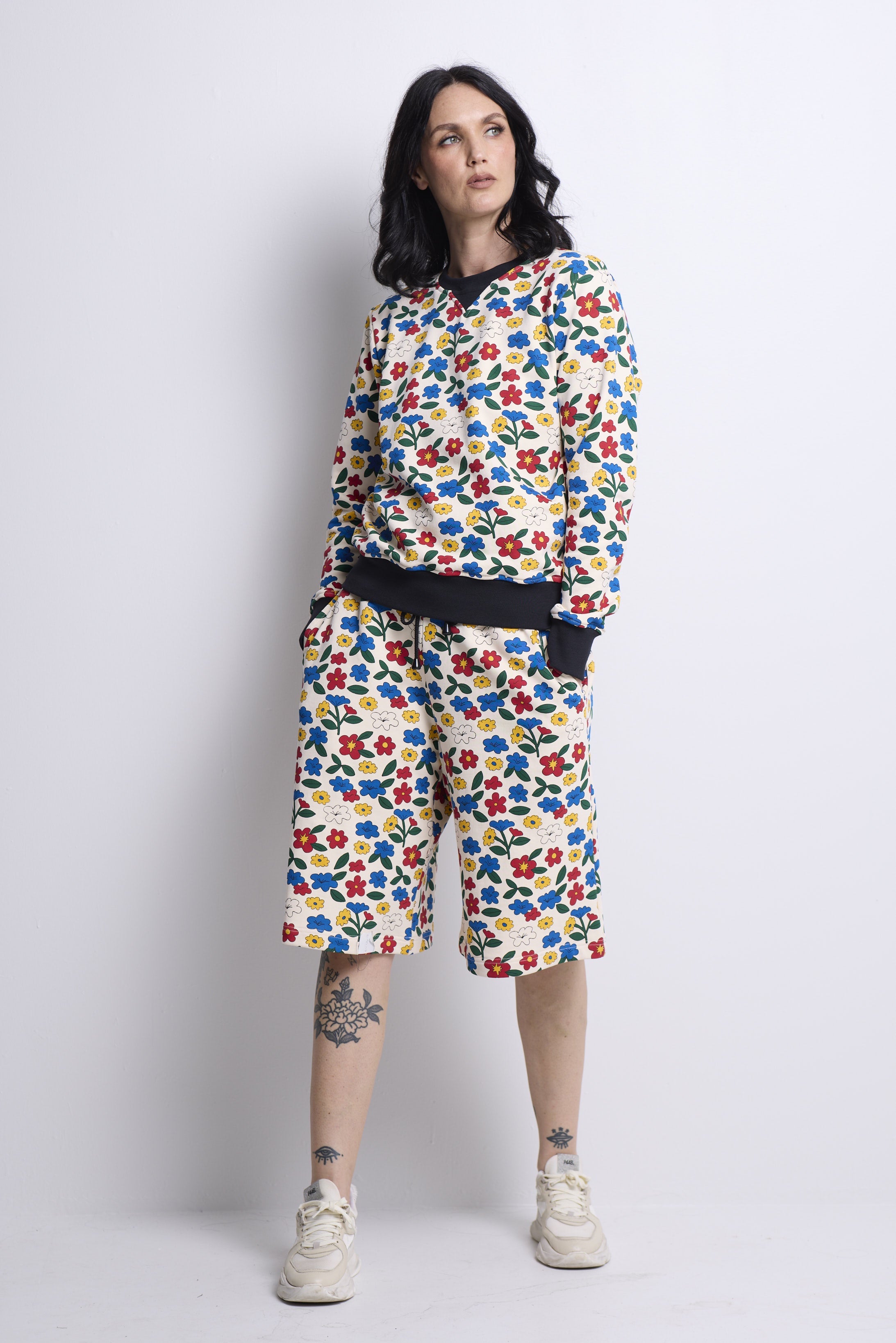 WORLD 5620 Folklore Sweat Shorts (UNISEX)