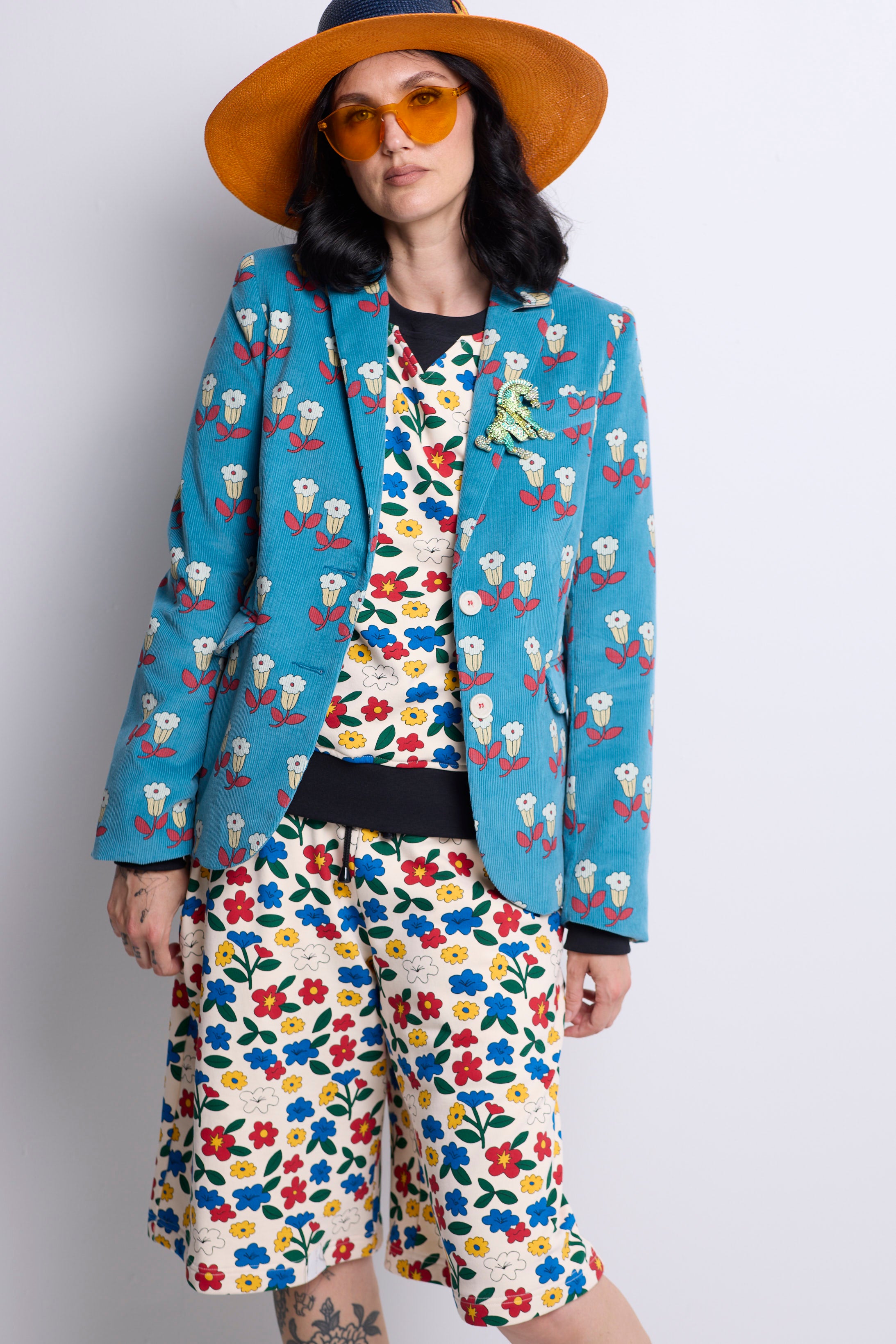 WORLD 5620 Folklore Sweat Shorts (UNISEX)