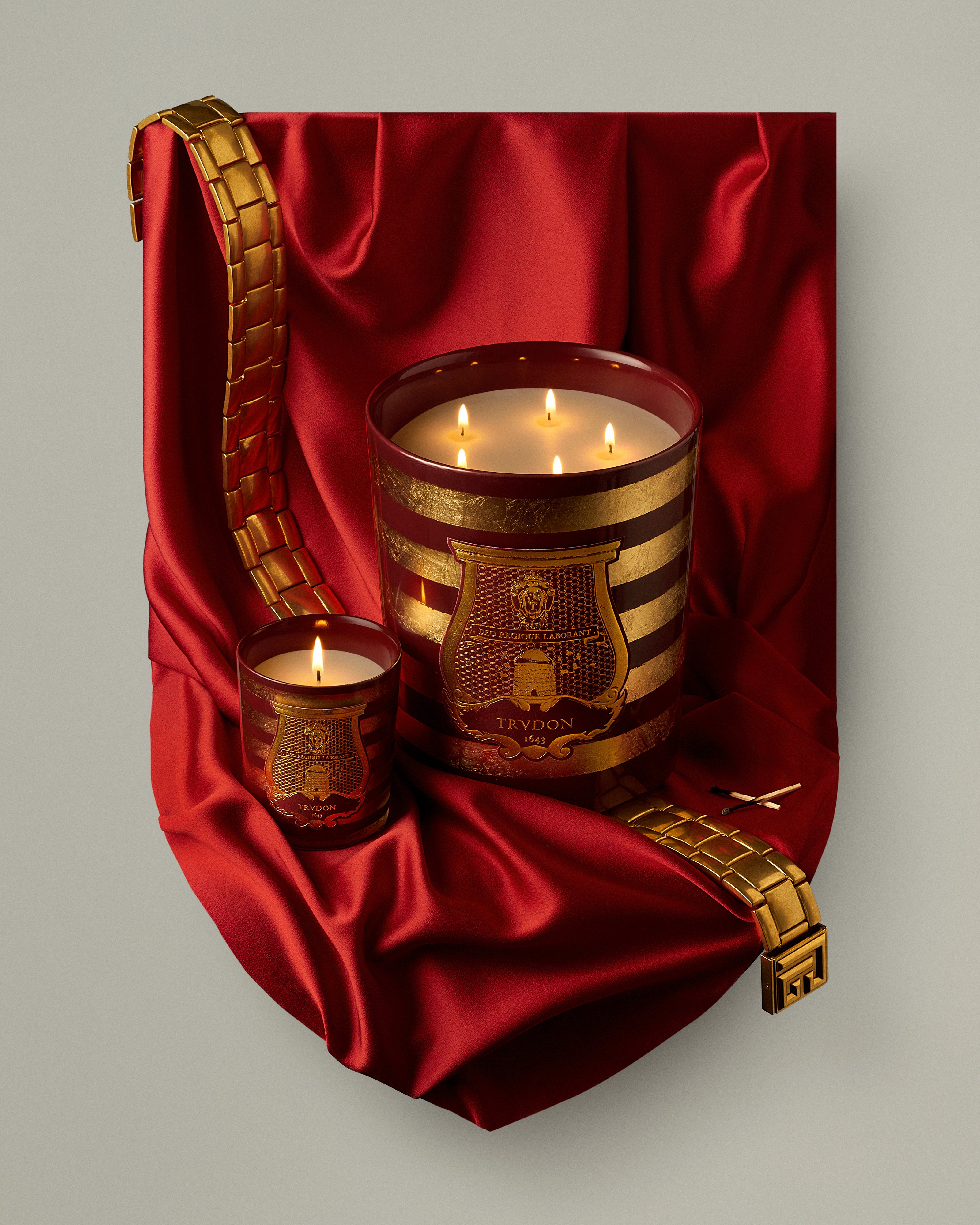 CIRE TRUDON CANDLE 3kg Balmain Limited Edition 2022 - Red & Gold - Grande Bougie