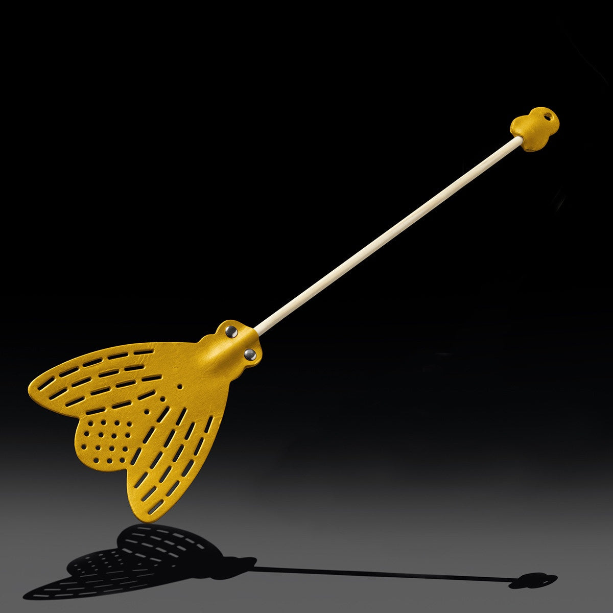 Essey: Fly Fly Swatter Brown