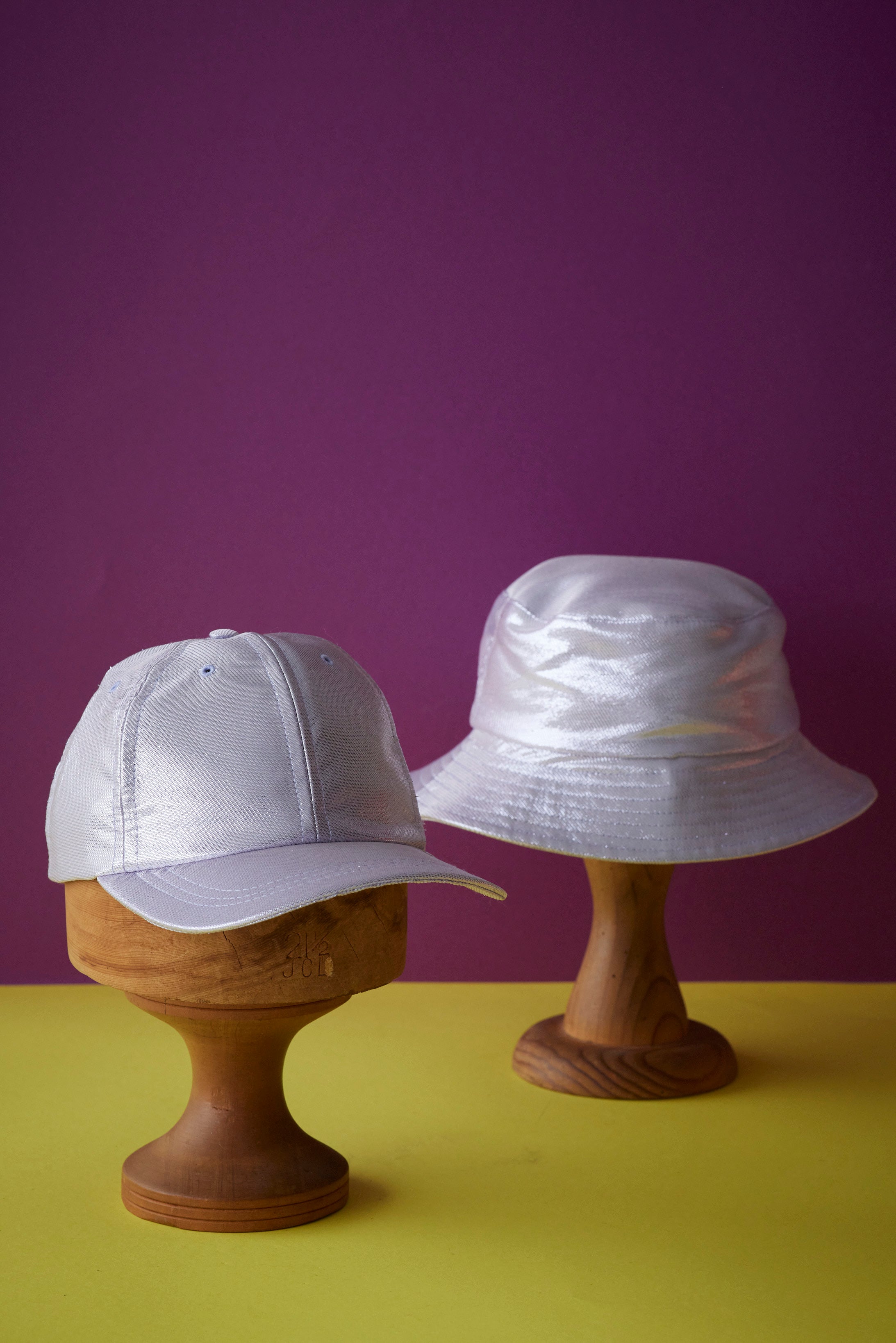 WORLD Bucket Hat 2021 Lilac Silver Lurex